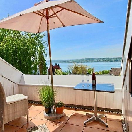Ferienwohnung Mit Seeblick Und Dachterrasse In Ueberlingen Bagian luar foto
