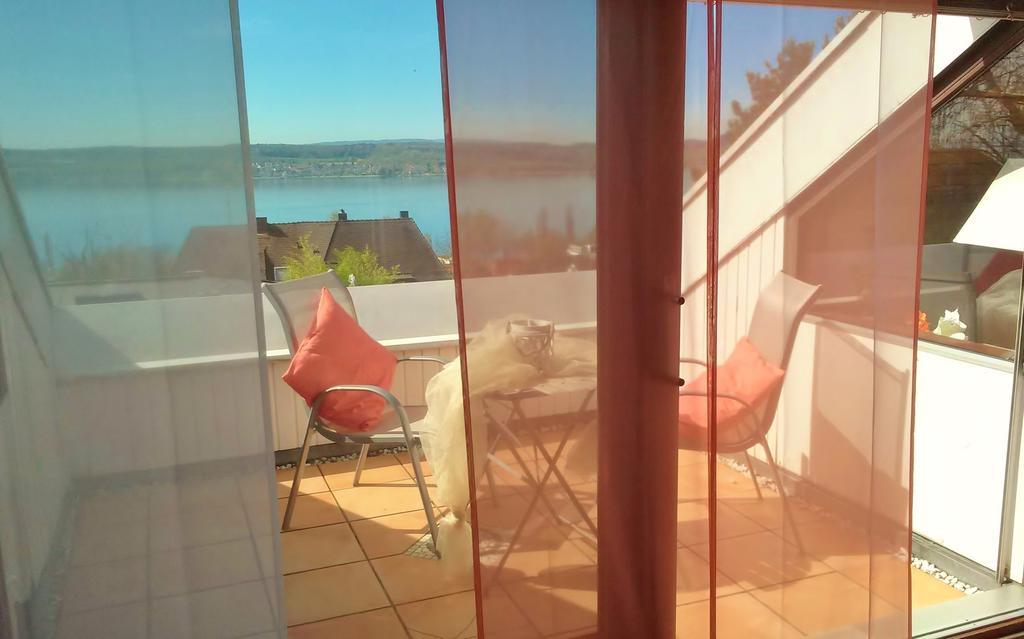 Ferienwohnung Mit Seeblick Und Dachterrasse In Ueberlingen Ruang foto