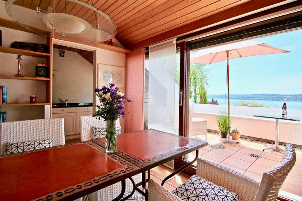 Ferienwohnung Mit Seeblick Und Dachterrasse In Ueberlingen Bagian luar foto