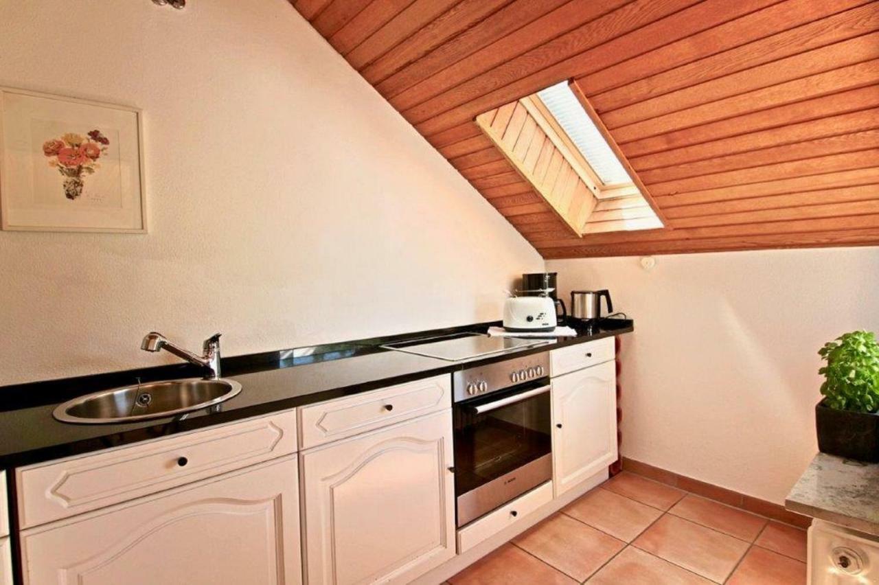Ferienwohnung Mit Seeblick Und Dachterrasse In Ueberlingen Bagian luar foto
