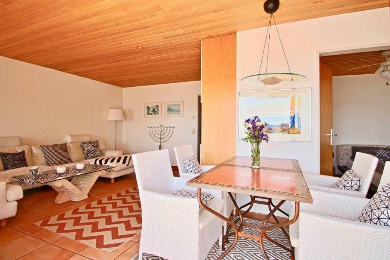 Ferienwohnung Mit Seeblick Und Dachterrasse In Ueberlingen Bagian luar foto